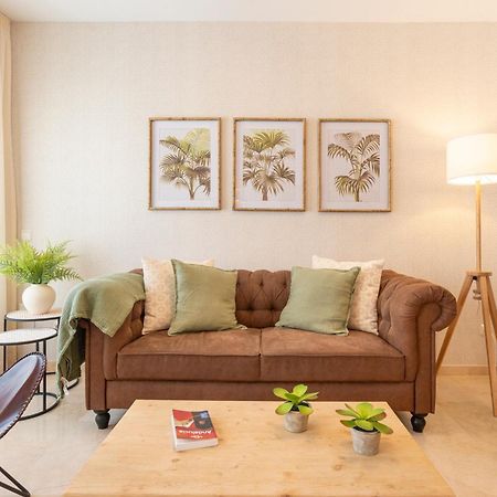 Apartment & Pool In Malaga City Center エクステリア 写真