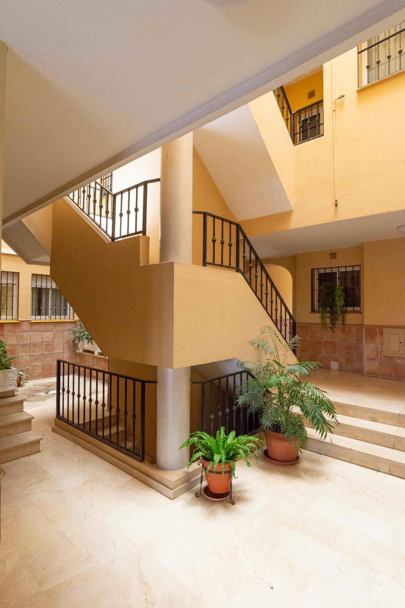 Apartment & Pool In Malaga City Center エクステリア 写真
