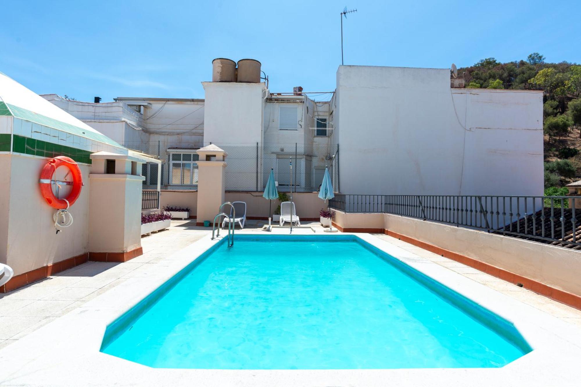 Apartment & Pool In Malaga City Center エクステリア 写真